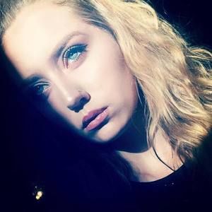 Meet your Posher, Makaela